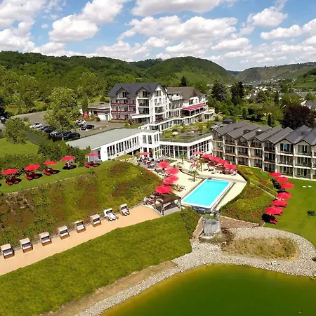 Moselstern Parkhotel Kraehennest מלון Löf