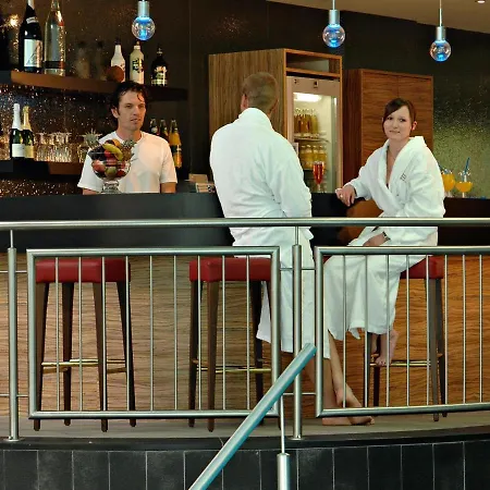 Moselstern Parkhotel Kraehennest Hotell Löf