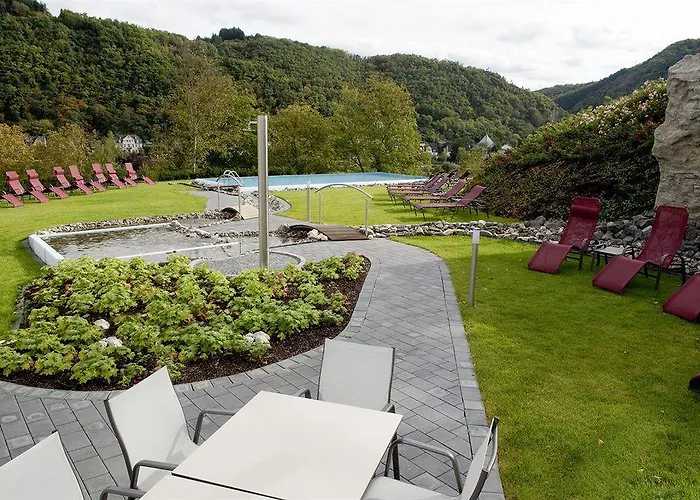 Hotel Moselstern Parkhotel Krähennest 4*