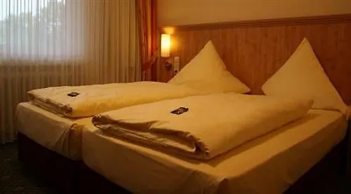 Moselstern Parkhotel Kraehennest Otel